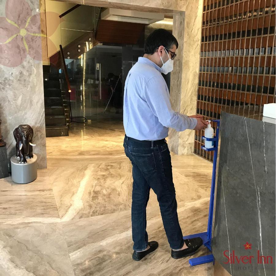 מומביי Hotel Silver Inn מראה חיצוני תמונה
