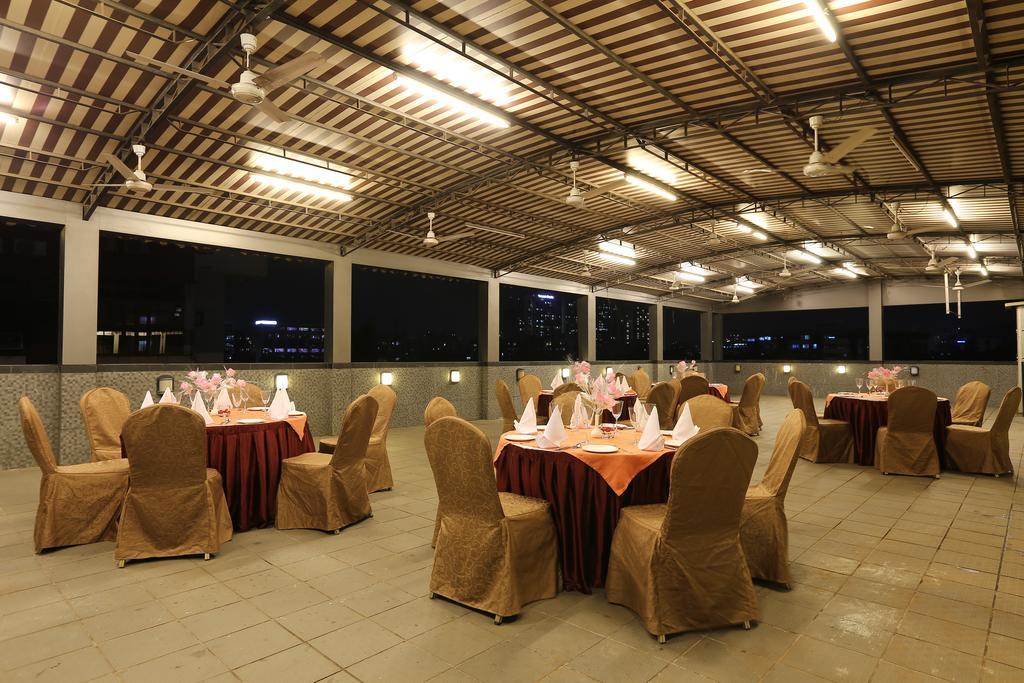מומביי Hotel Silver Inn מראה חיצוני תמונה