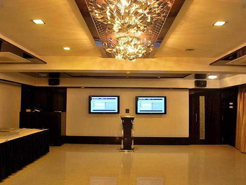 מומביי Hotel Silver Inn מראה חיצוני תמונה