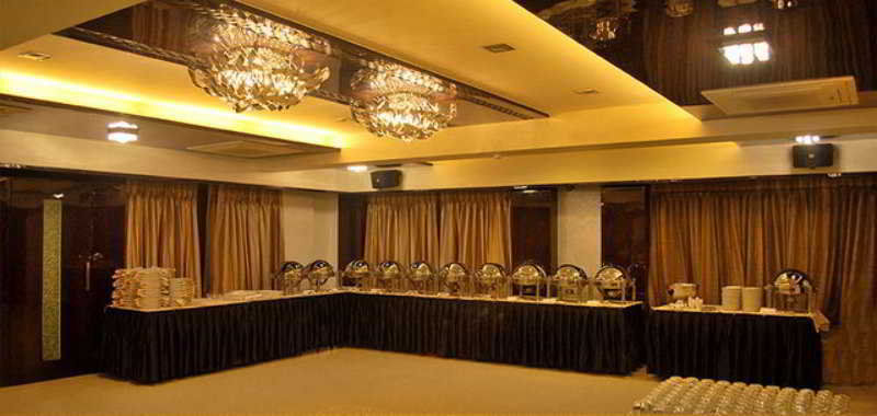 מומביי Hotel Silver Inn מראה חיצוני תמונה