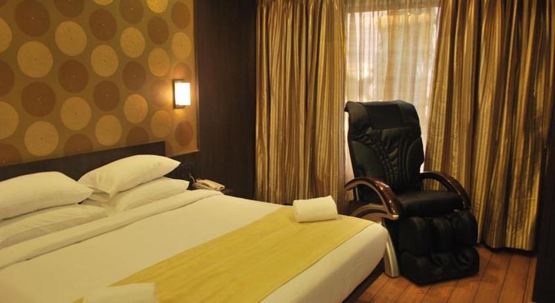 מומביי Hotel Silver Inn מראה חיצוני תמונה