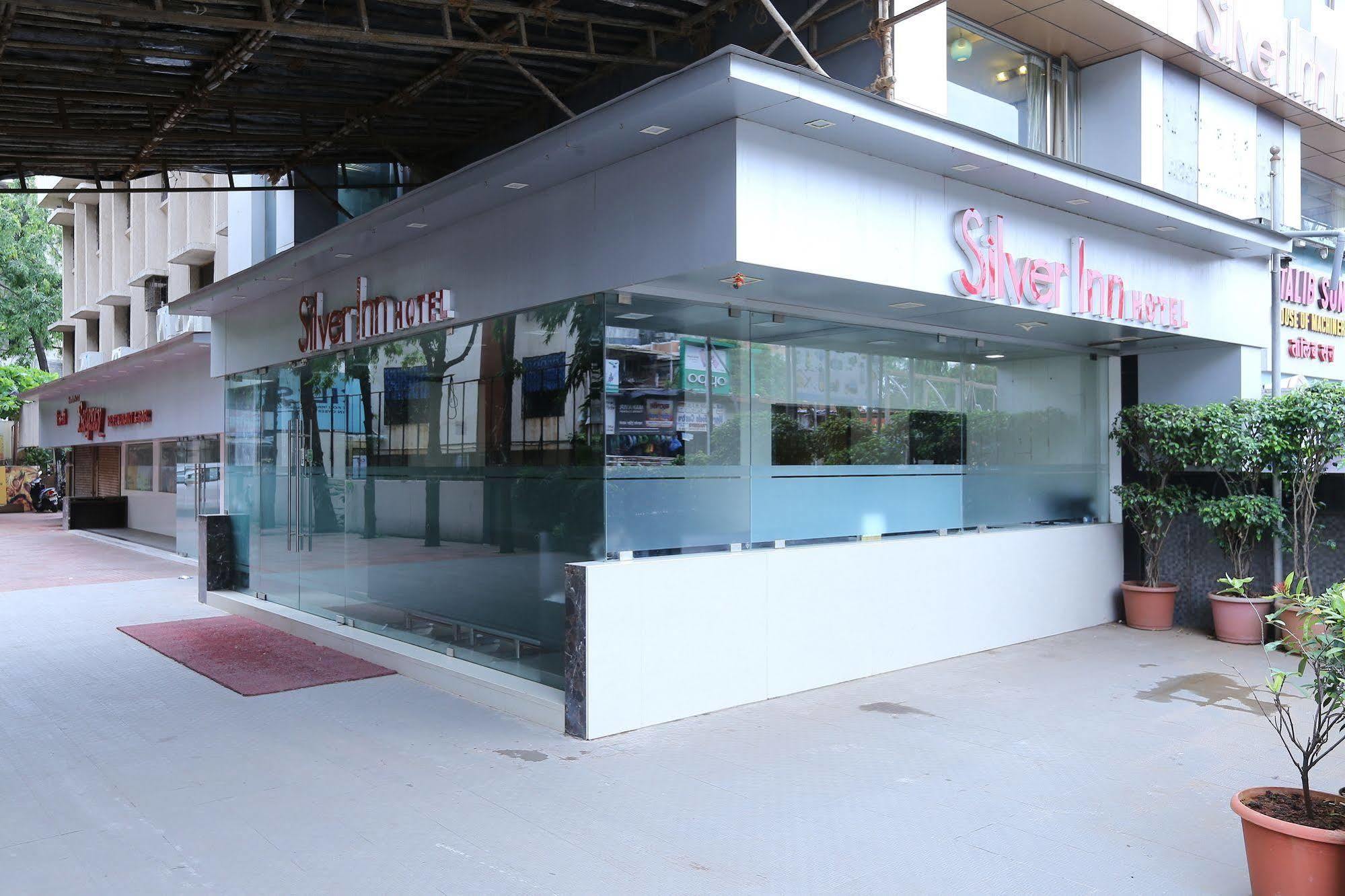 מומביי Hotel Silver Inn מראה חיצוני תמונה
