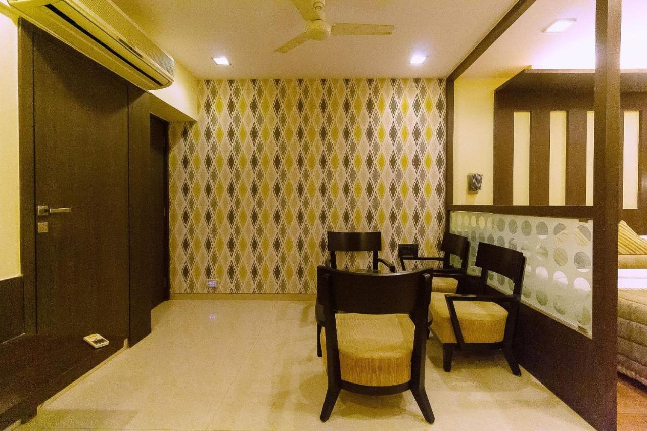 מומביי Hotel Silver Inn מראה חיצוני תמונה