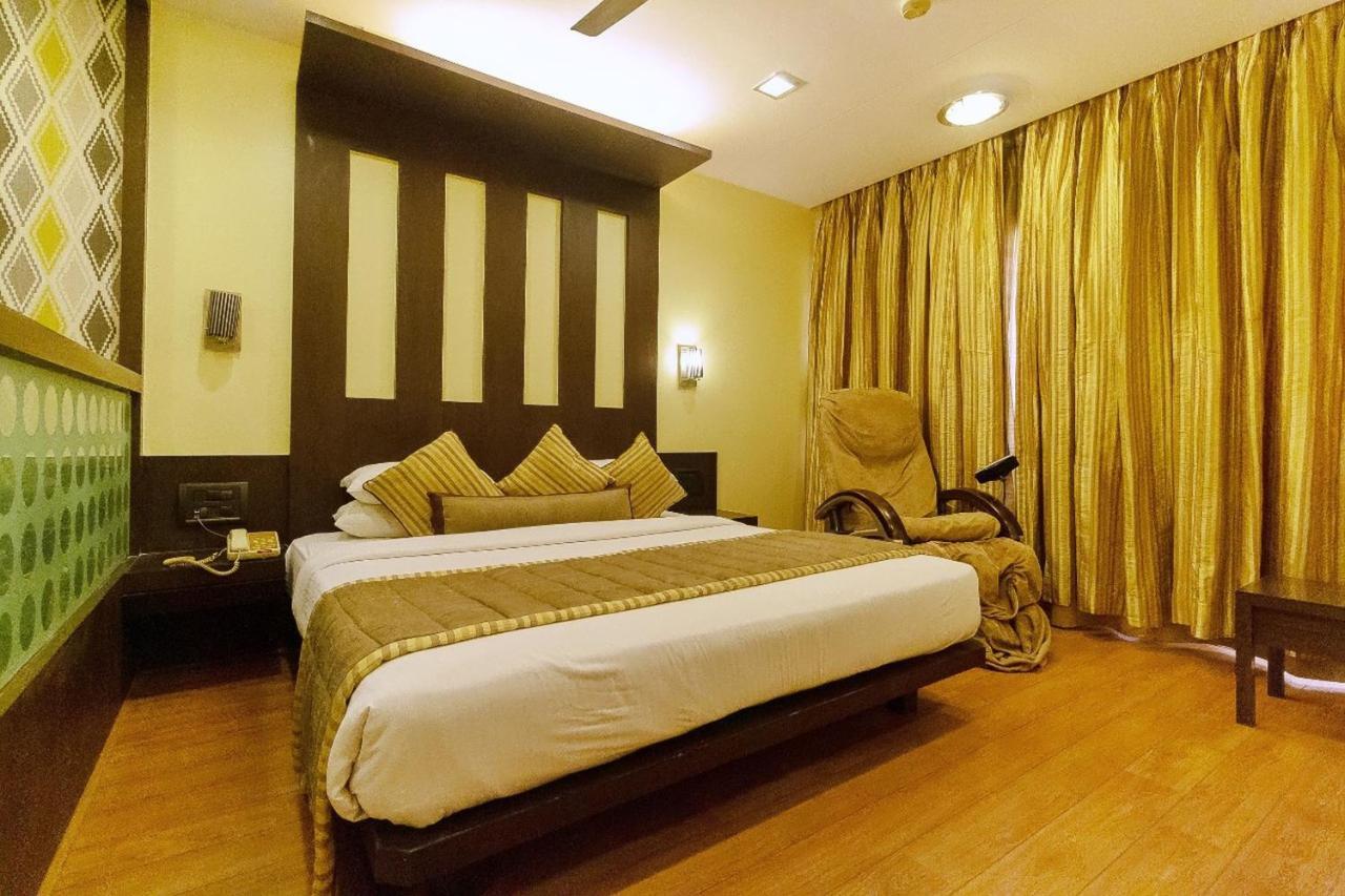 מומביי Hotel Silver Inn מראה חיצוני תמונה